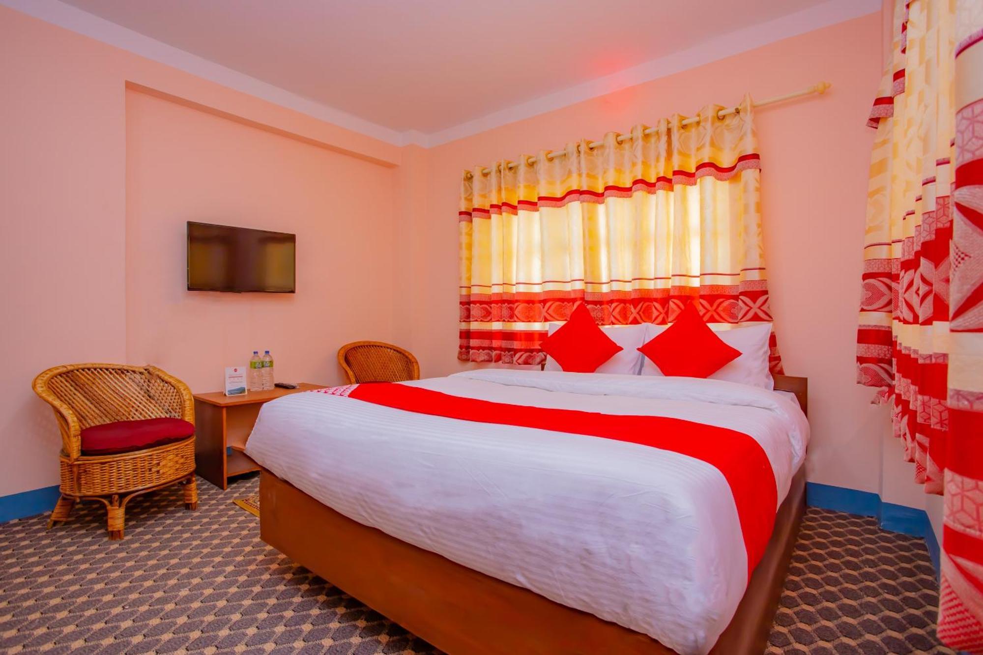 Oyo 589 Hotel Trimurti Kathmandu Exterior foto